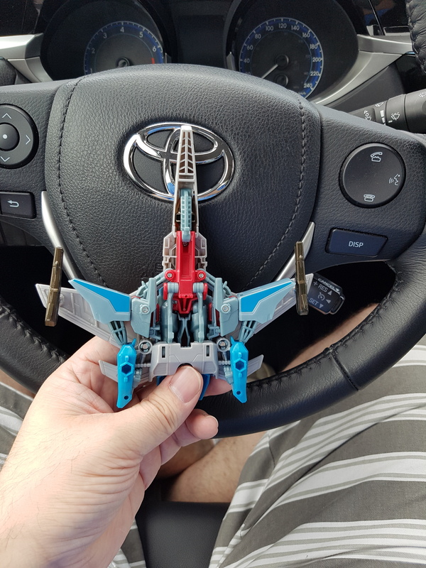 Transformers News: In-Hand Images - Transformers Robots in Disguise Warrior Class Starscream