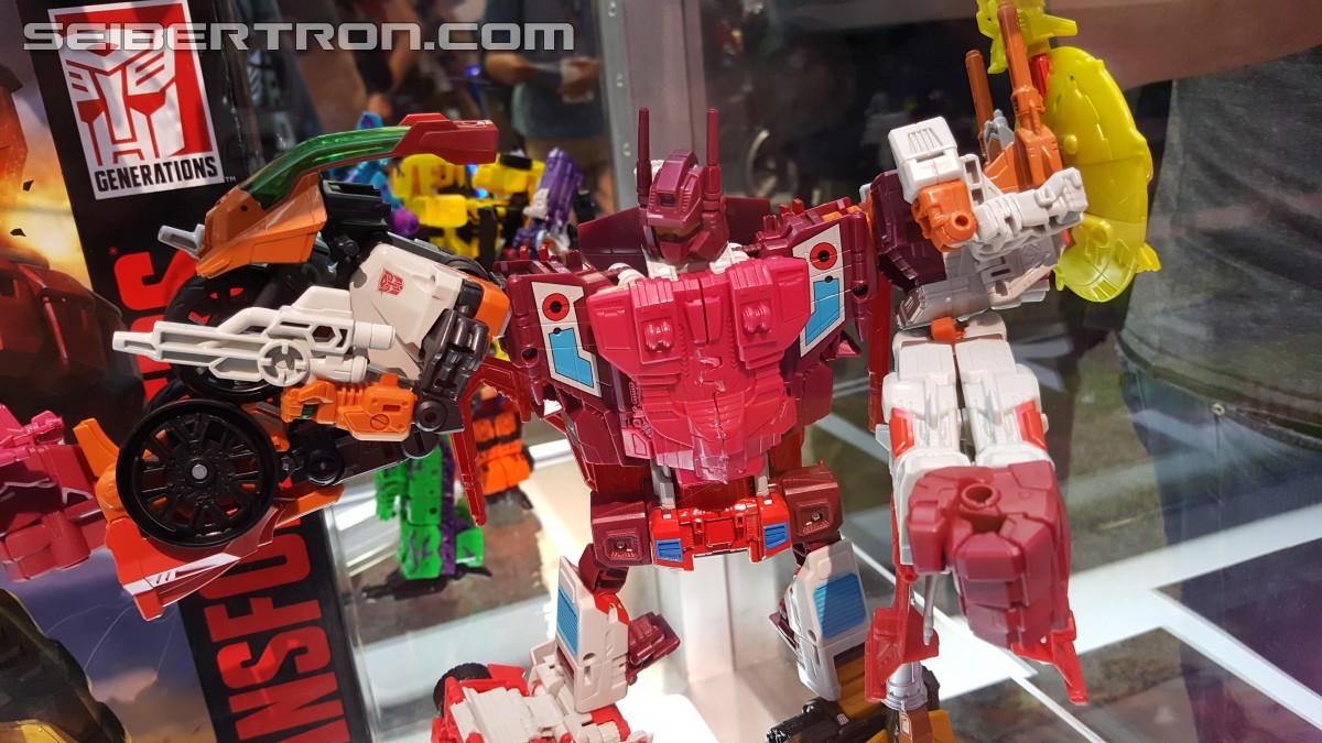 Transformers News: 2016 Generations Combiner Wars Display: Computron, G2 Bruticus, and Victorion #SDCC Transformers News: 2016 Generations Combiner Wars Display: Computron, G2 Bruticus, and Victorion #SDCC