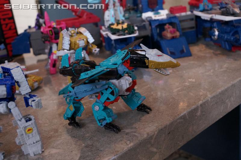 Transformers News: San Diego Comic Con Transformers Generations Combiner Wars Liokaiser Gallery #SDCC Transformers News: San Diego Comic Con Transformers Generations Combiner Wars Liokaiser Gallery #SDCC