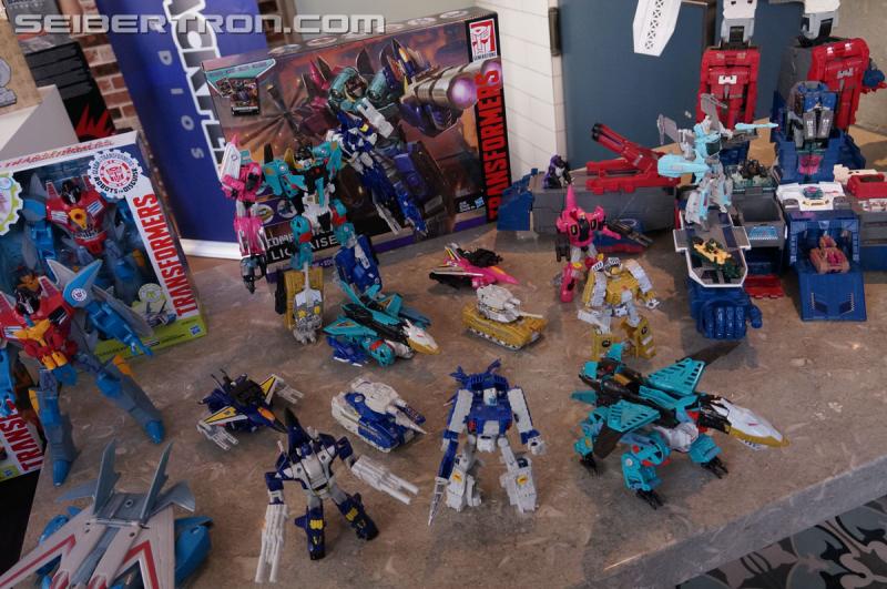 Transformers News: San Diego Comic Con Transformers Generations Combiner Wars Liokaiser Gallery #SDCC Transformers News: San Diego Comic Con Transformers Generations Combiner Wars Liokaiser Gallery #SDCC