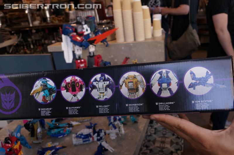 Transformers News: San Diego Comic Con Transformers Generations Combiner Wars Liokaiser Gallery #SDCC Transformers News: San Diego Comic Con Transformers Generations Combiner Wars Liokaiser Gallery #SDCC