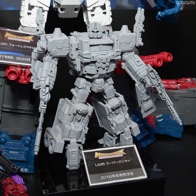 Transformers News: New Images and Comparisons of Takara Tomy Transformers Legends LG35 Super Ginrai (Powermaster Prime) Transformers News: New Images and Comparisons of Takara Tomy Transformers Legends LG35 Super Ginrai (Powermaster Prime)