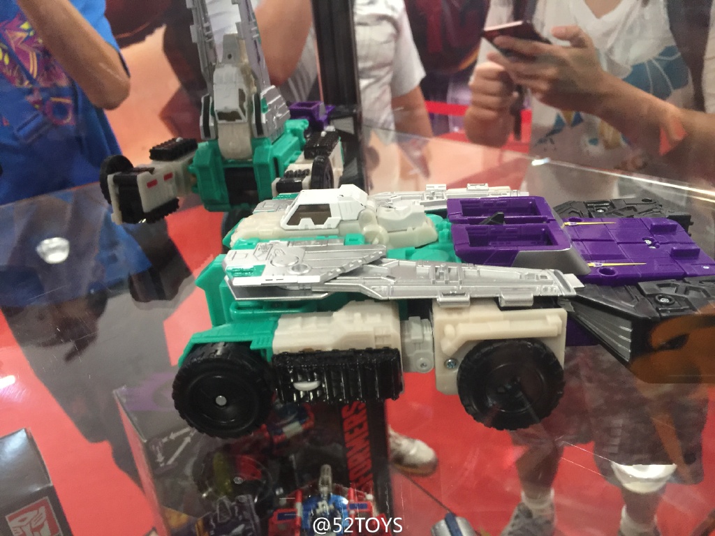 Transformers News: Better Looks at Transformers Titans Return Leader Class Sixshot