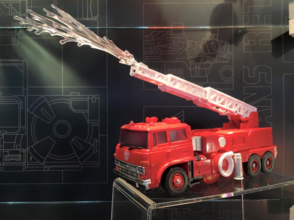 Transformers News: Ani-Com and Games Hong Kong 2016 Images: Transformers Masterpiece, Titans Return and More