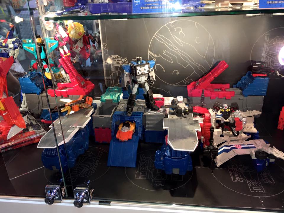 Transformers News: Ani-Com and Games Hong Kong 2016 Images: Transformers Masterpiece, Titans Return and More