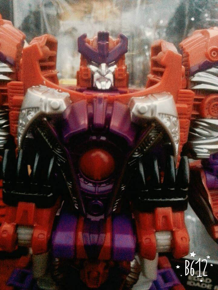 Transformers News: In-Hand - Transformers Titans Return Alpha Trion
