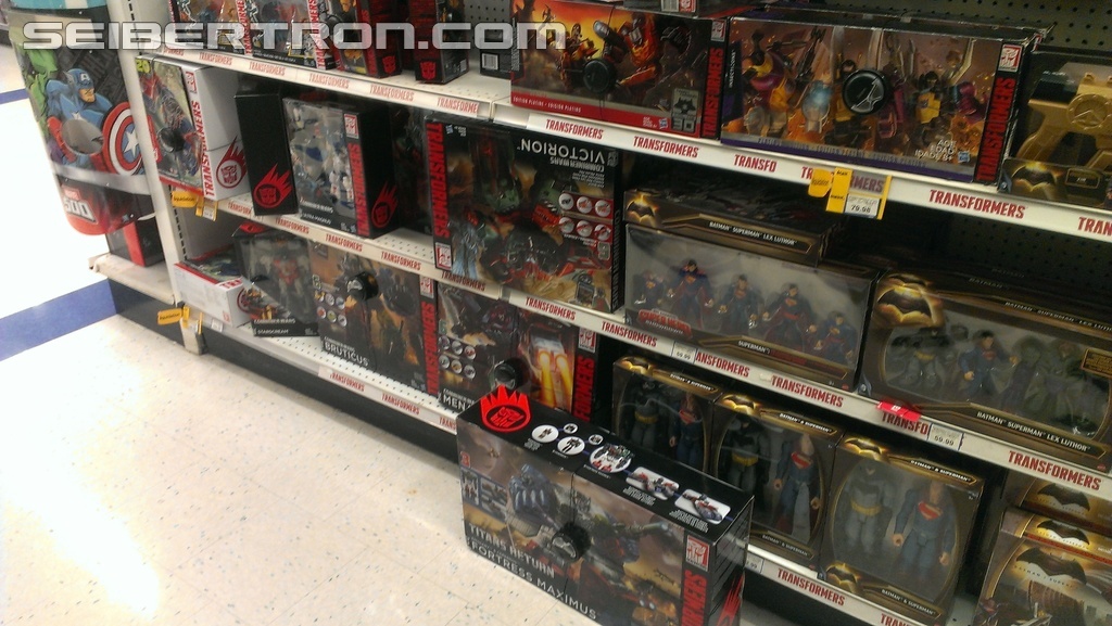 Transformers News: Transformers Titans Return Slowly Trickling Out in Canada Transformers News: Transformers Titans Return Slowly Trickling Out in Canada