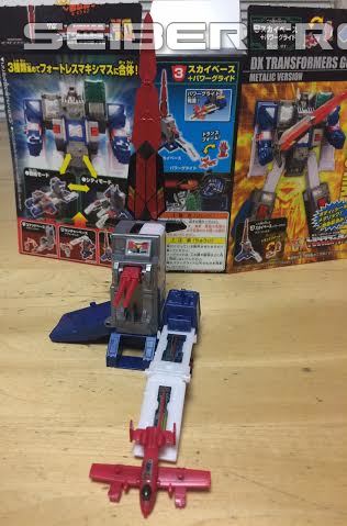 Transformers News: In Hand Images of Kabaya Transformers DX Fortress Maximus Metallic Version
