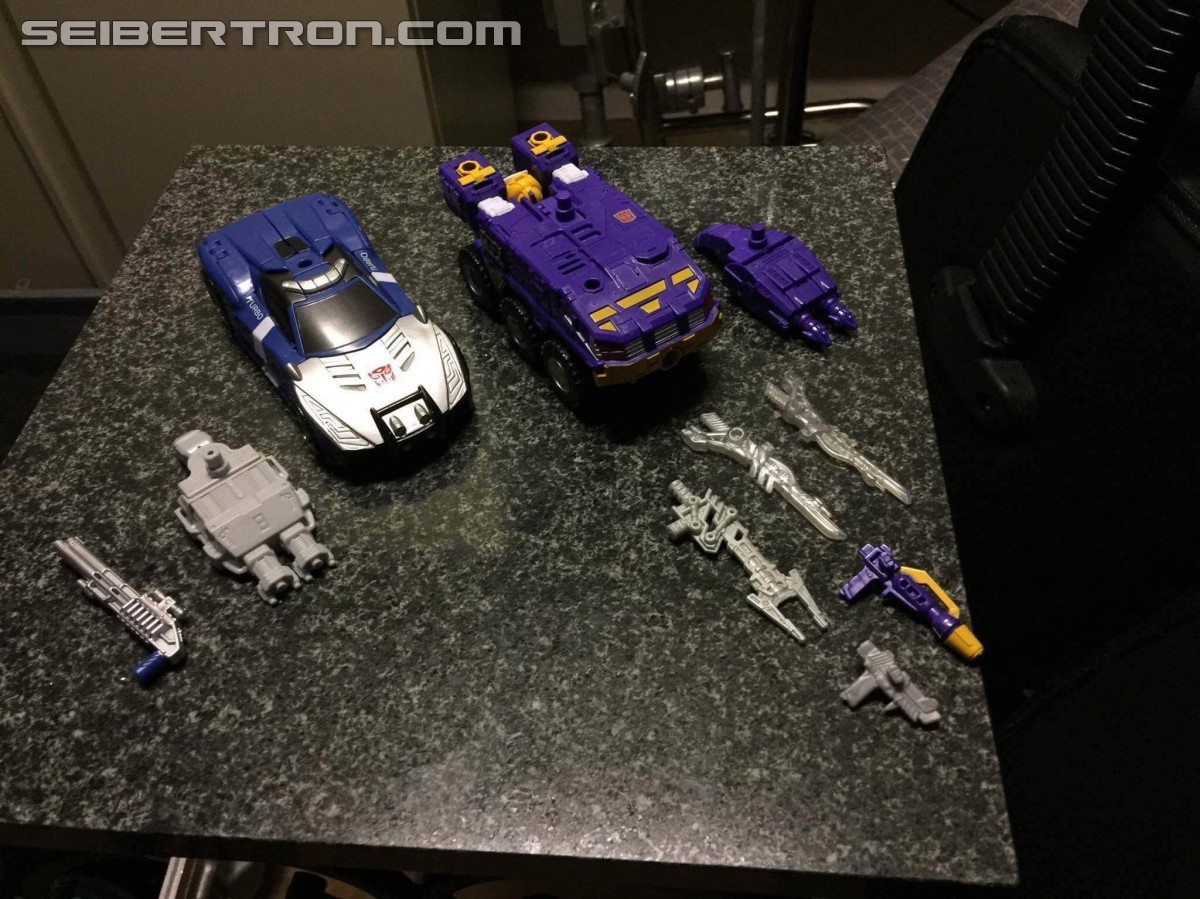 Transformers News: Transformers Subscription Service 4.0 Impactor and Bluestreak Arriving and In Hand Images