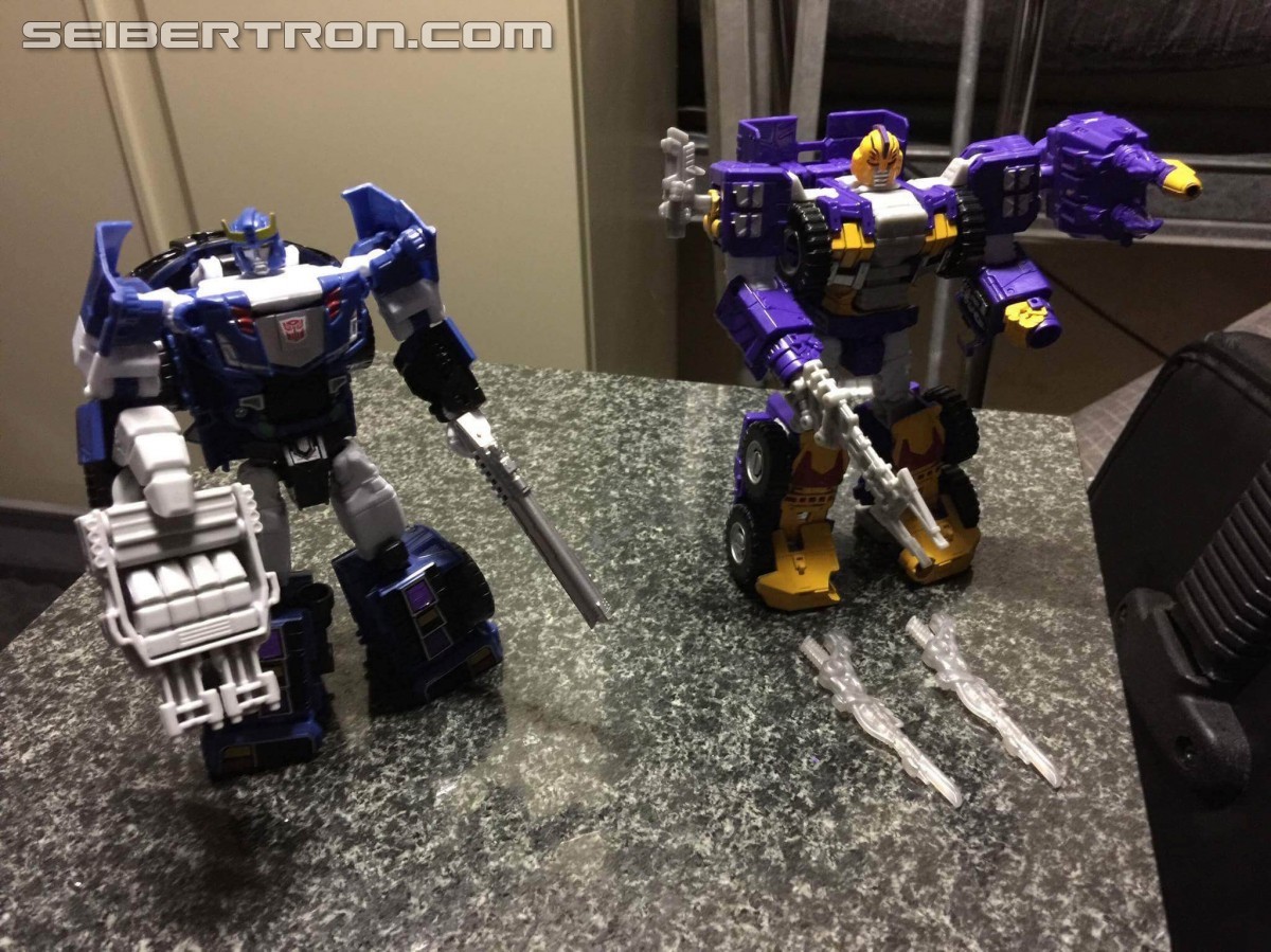 Transformers News: Transformers Subscription Service 4.0 Impactor and Bluestreak Arriving and In Hand Images