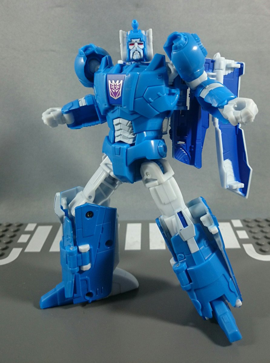 Transformers News: New Images - Takara Tomy Transformers Legends Shockwave, Blurr, Scourge
