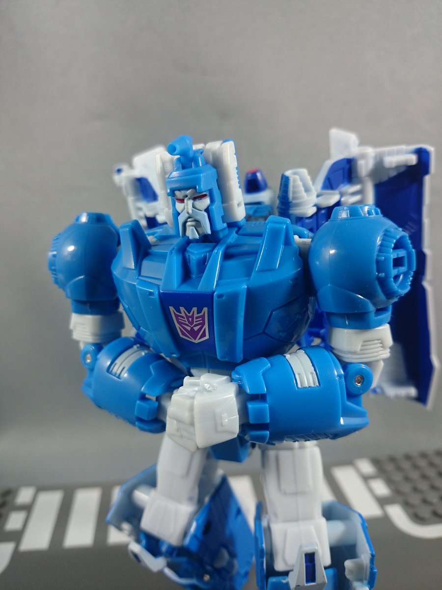 Transformers News: New Images - Takara Tomy Transformers Legends Shockwave, Blurr, Scourge