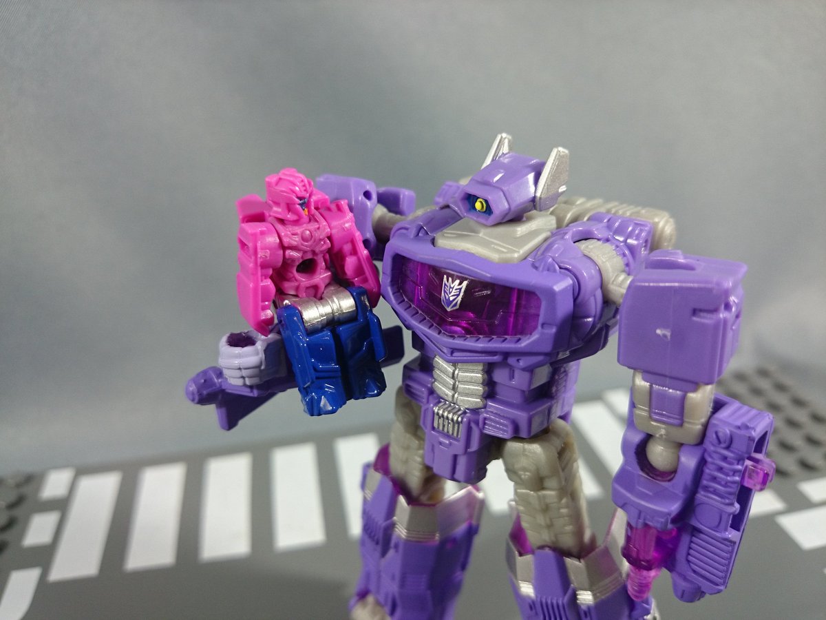 Transformers News: New Images - Takara Tomy Transformers Legends Shockwave, Blurr, Scourge