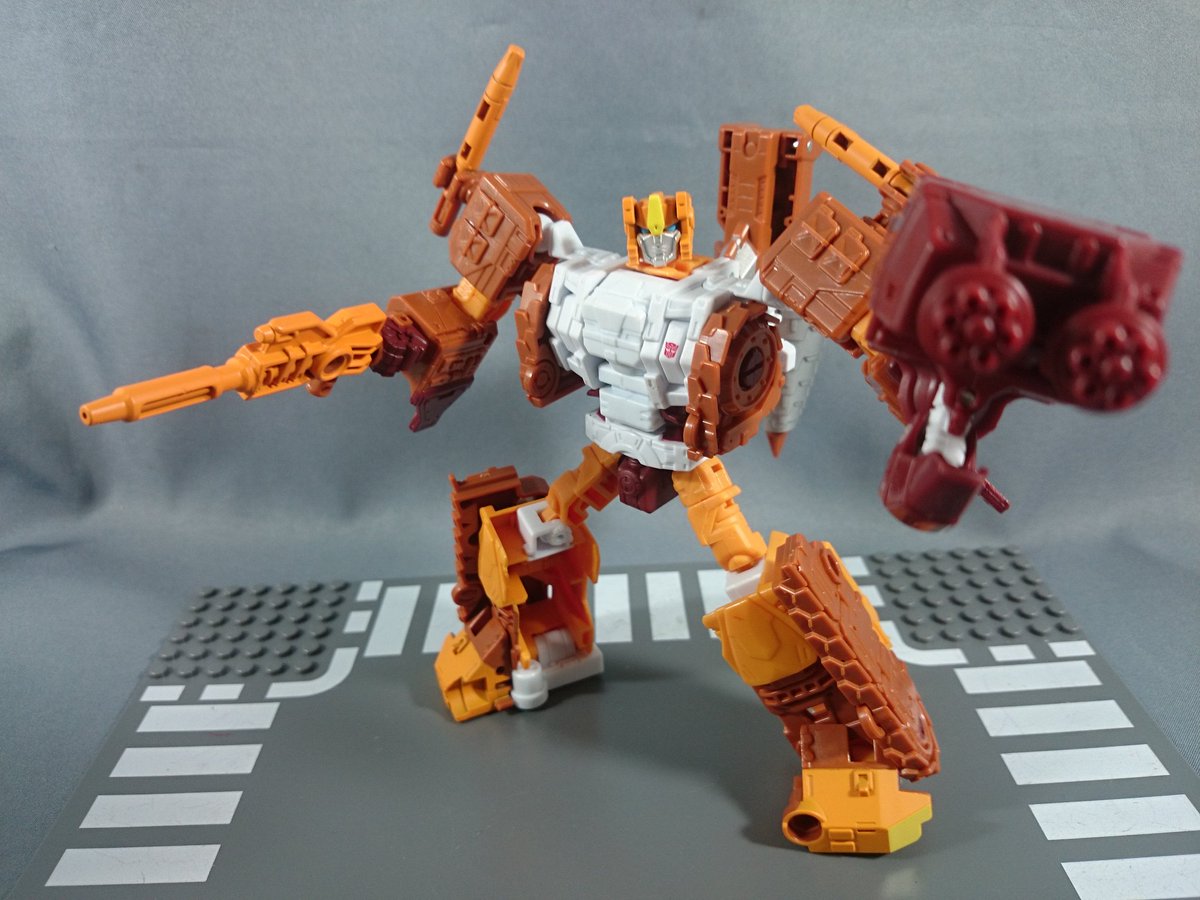 Transformers News: New Images - Takara Transformers Unite Warriors UW08 Computicon Nosecone and Strafe