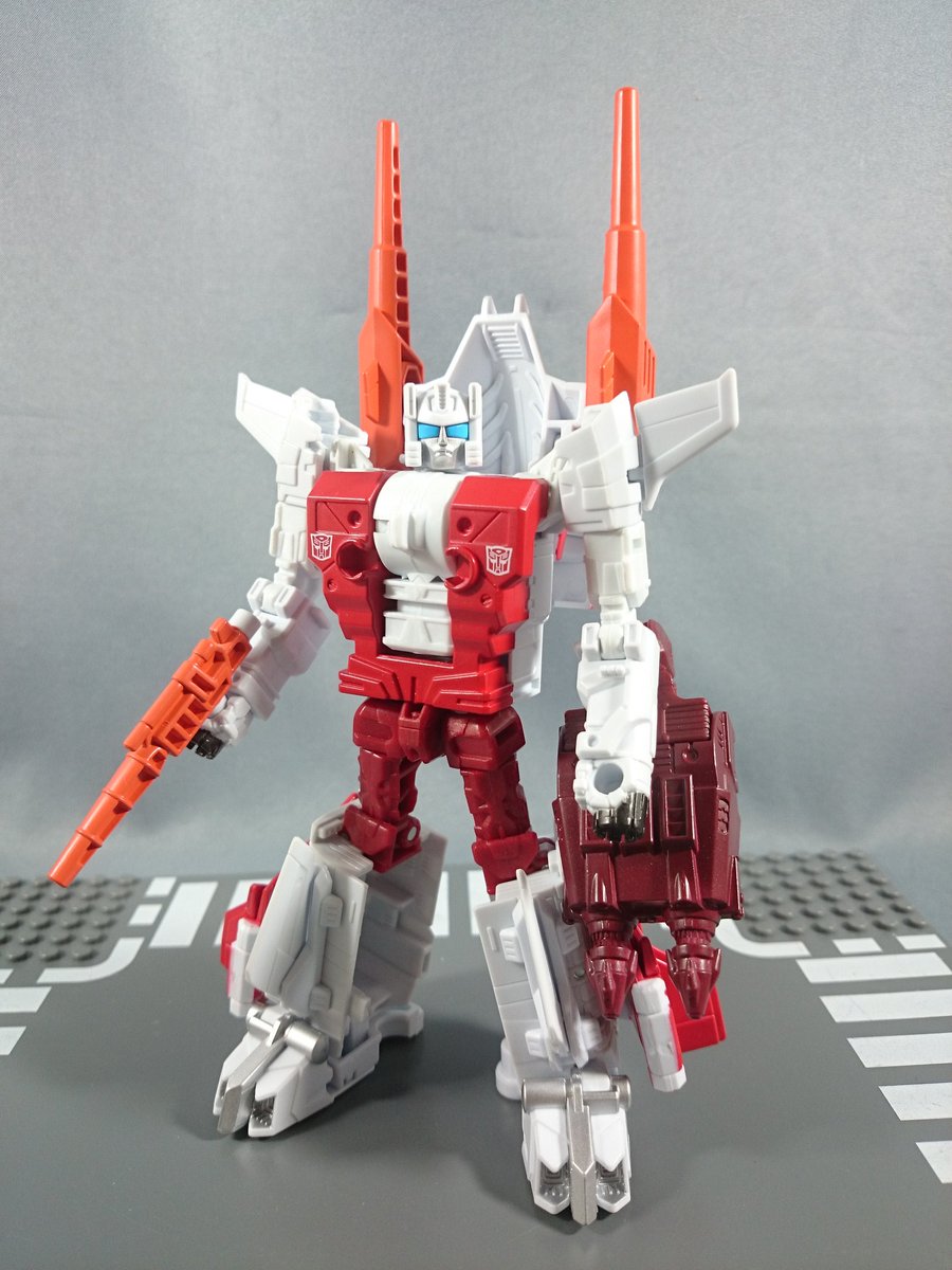 Transformers News: New Images - Takara Transformers Unite Warriors UW08 Computicon Nosecone and Strafe