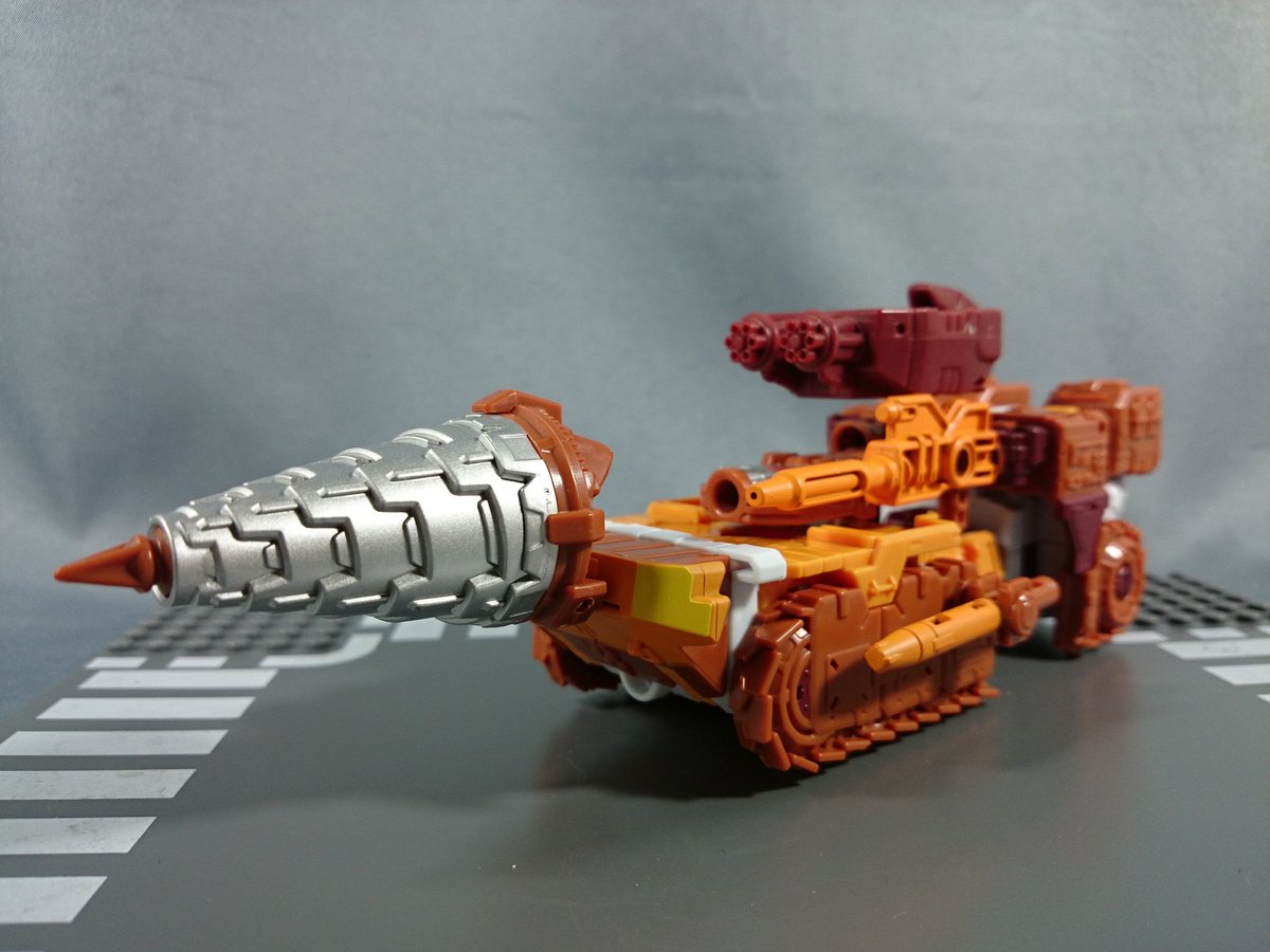 Transformers News: New Images - Takara Transformers Unite Warriors UW08 Computicon Nosecone and Strafe