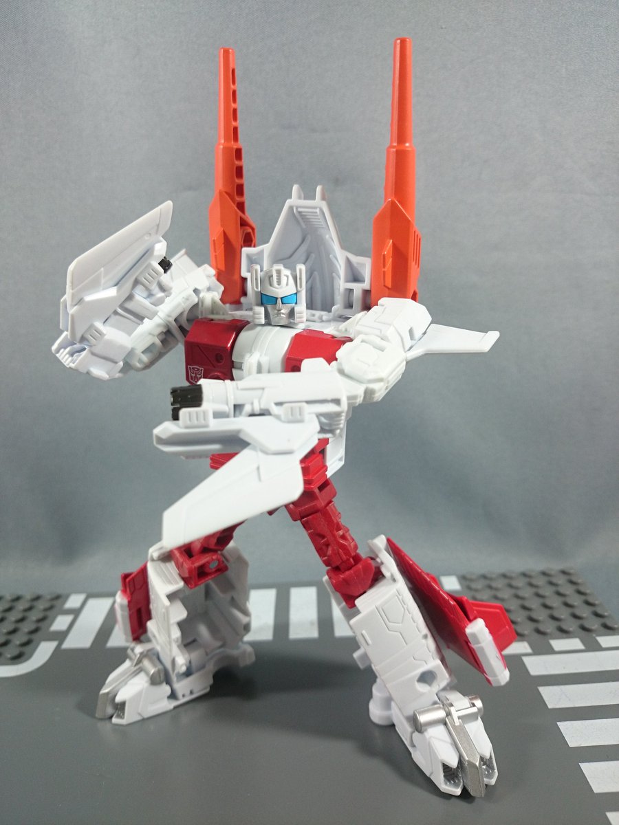 Transformers News: New Images - Takara Transformers Unite Warriors UW08 Computicon Nosecone and Strafe