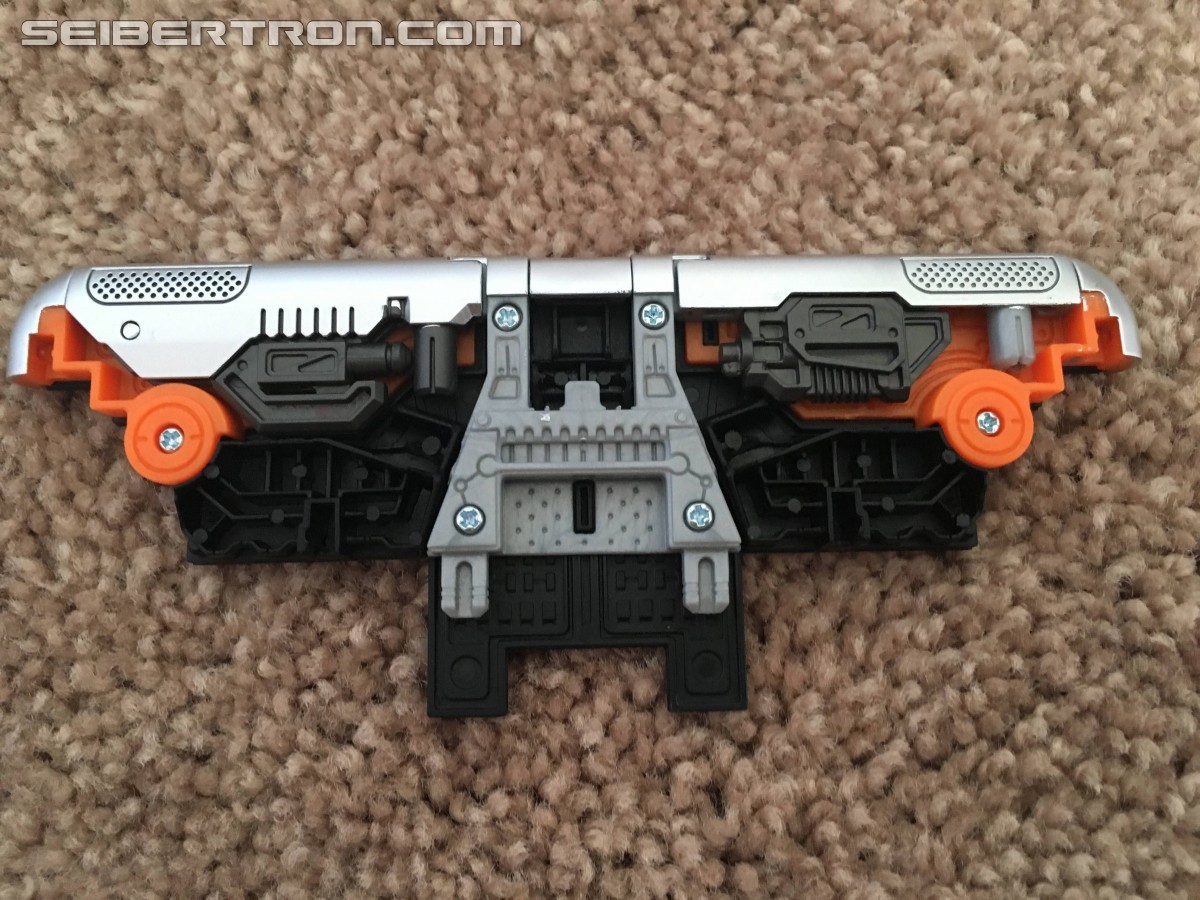 Transformers News: San Diego Comic Con 2016 Exclusive Soundwave Images and Review