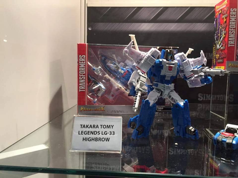 Transformers News: Singapore Toy Games and Comics Con Transformers Display: Unite Warriors, Legends, Masterpiece