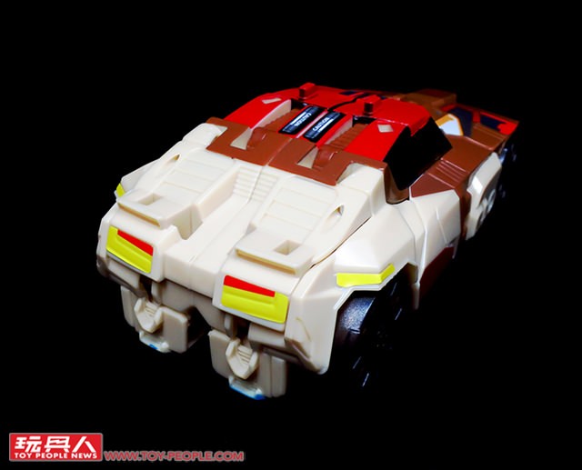 Transformers News: Images of Asia Exclusive Stickers Applied On Titans Return Wave 2 Deluxes Transformers News: Images of Asia Exclusive Stickers Applied On Titans Return Wave 2 Deluxes
