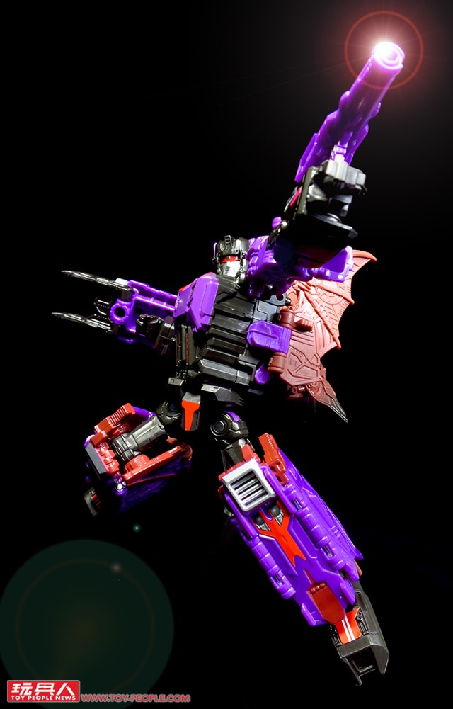 Transformers News: Images of Asia Exclusive Stickers Applied On Titans Return Wave 2 Deluxes Transformers News: Images of Asia Exclusive Stickers Applied On Titans Return Wave 2 Deluxes