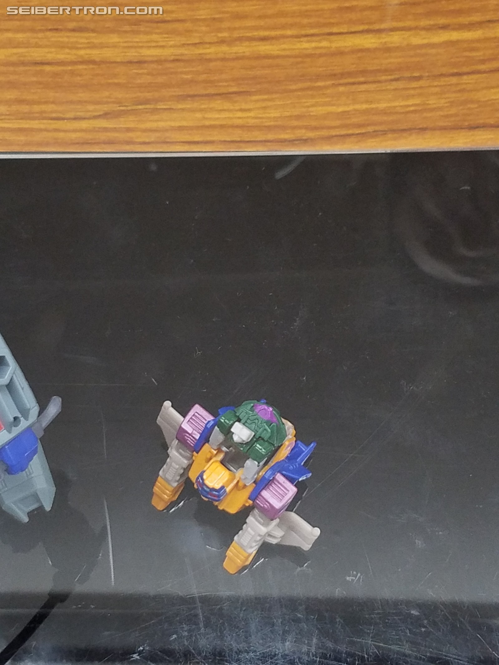 Transformers News: Re: Takara Tomy Transformers Legends Thread