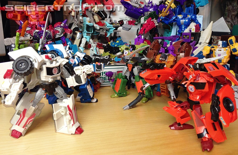 Transformers News: Pictorial Review of Warriors Ratchet and Bisk from Robots in Disguise Transformers News: Pictorial Review of Warriors Ratchet and Bisk from Robots in Disguise