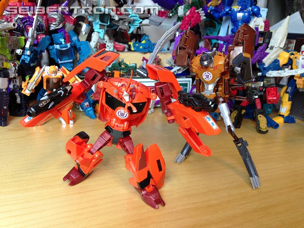Transformers News: Pictorial Review of Warriors Ratchet and Bisk from Robots in Disguise Transformers News: Pictorial Review of Warriors Ratchet and Bisk from Robots in Disguise