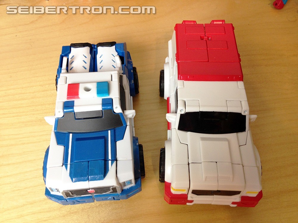 Transformers News: Pictorial Review of Warriors Ratchet and Bisk from Robots in Disguise Transformers News: Pictorial Review of Warriors Ratchet and Bisk from Robots in Disguise