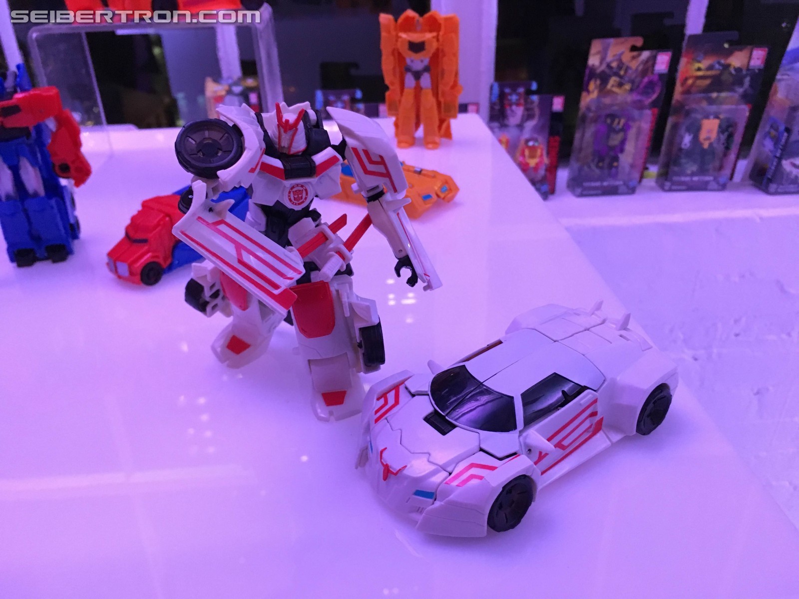 Transformers News: NYCC 2016 Robots in Disguise Combiner Force Reveals on Hasbro Preview Night