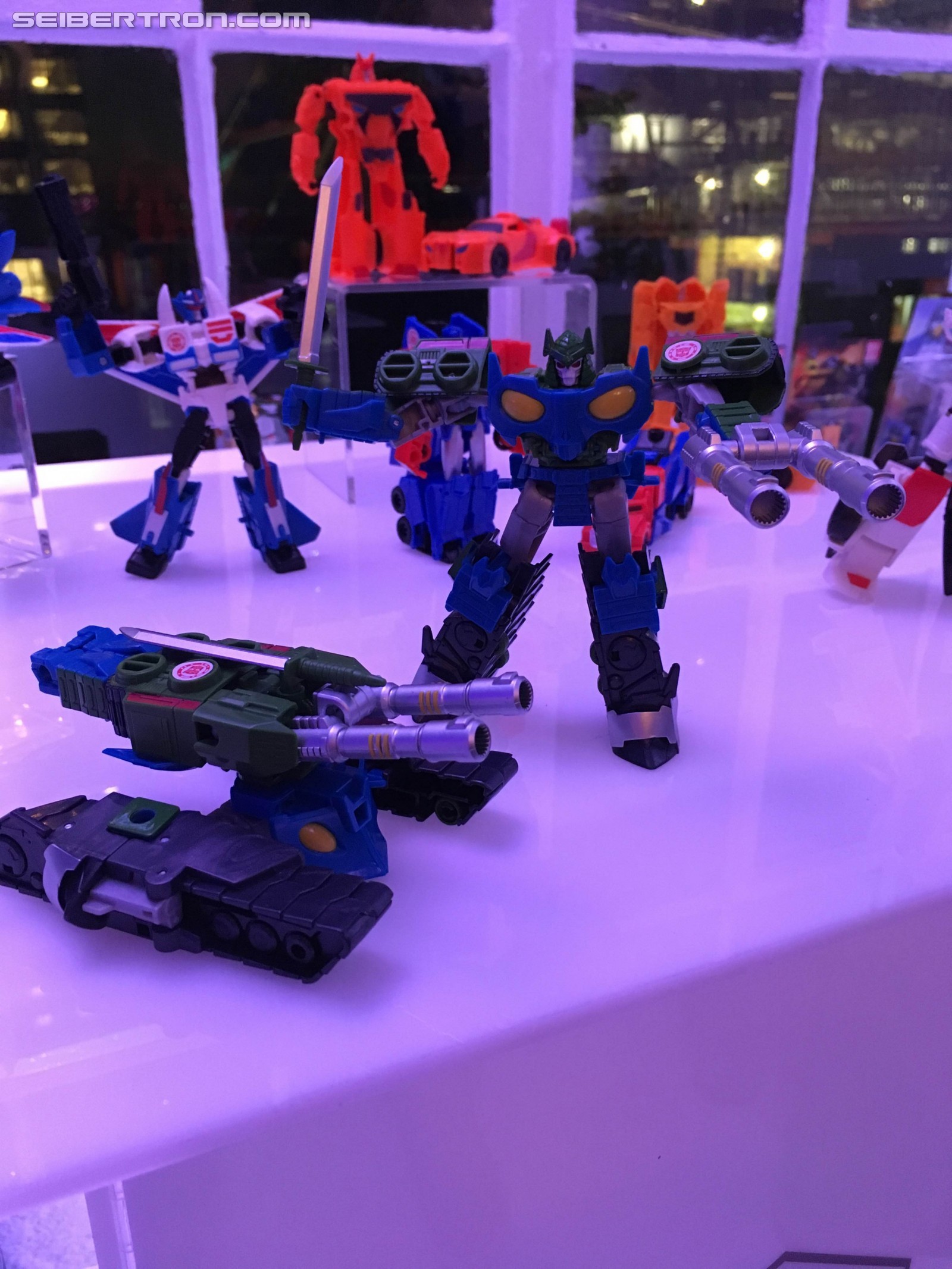 Transformers News: NYCC 2016 Robots in Disguise Combiner Force Reveals on Hasbro Preview Night