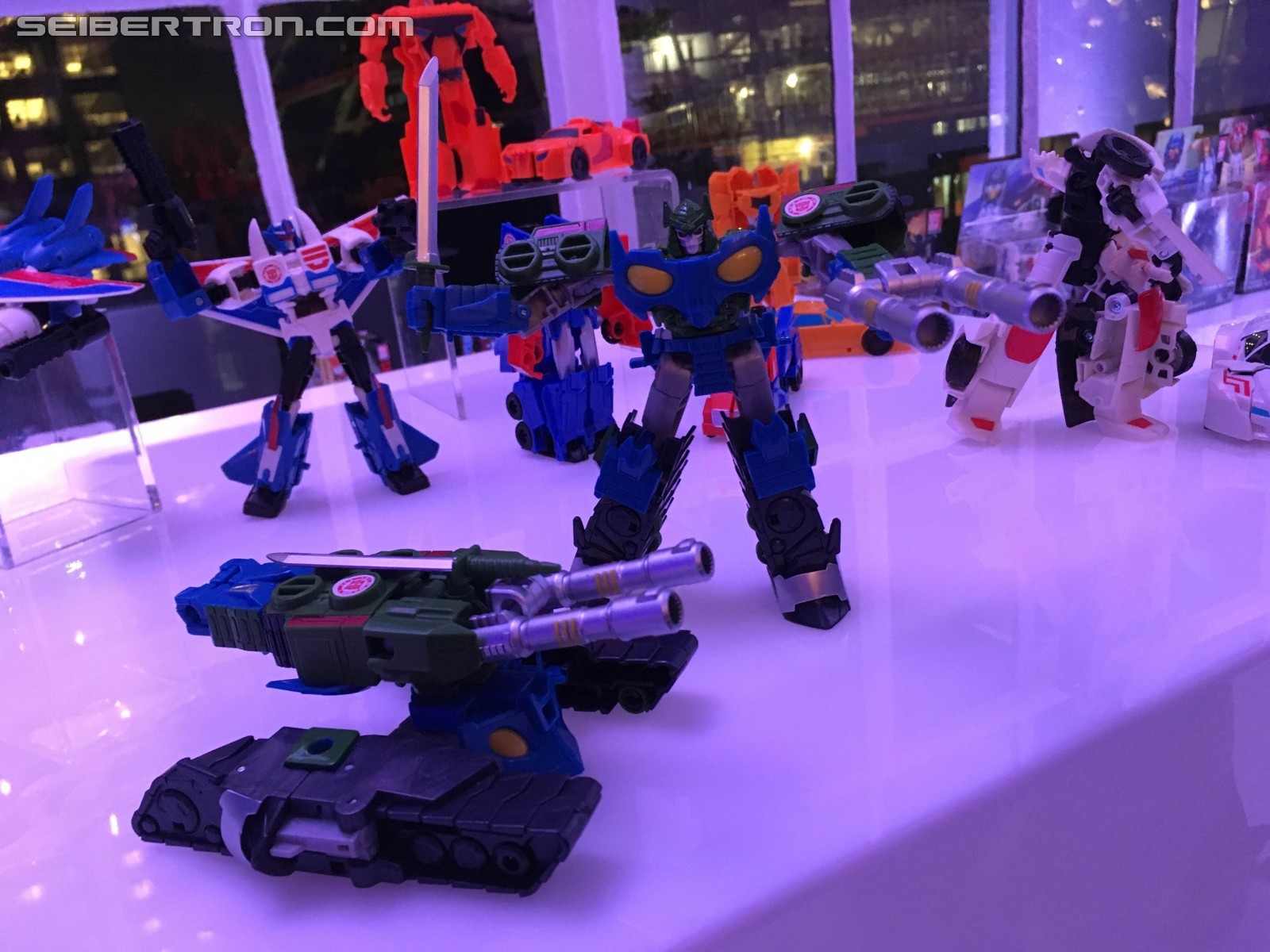 Transformers News: NYCC 2016 Robots in Disguise Combiner Force Reveals on Hasbro Preview Night