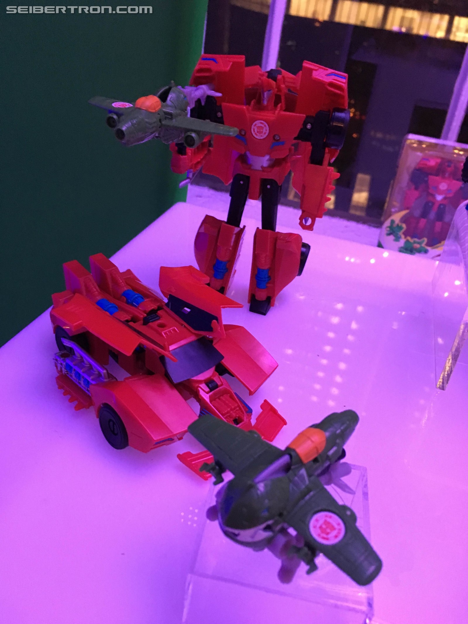 Transformers News: NYCC 2016 Robots in Disguise Combiner Force Reveals on Hasbro Preview Night