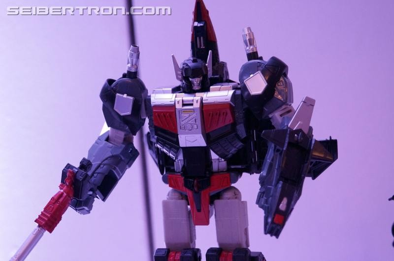 Transformers News: NYCC 2016 Images of Transformers Titans Return Sky Shadow and Broadside from Hasbro Preview Night