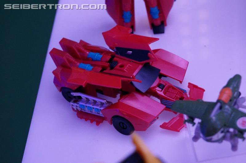 Transformers News: NYCC 2016 Seibertron Gallery: Robots in Disguise Combiner Force