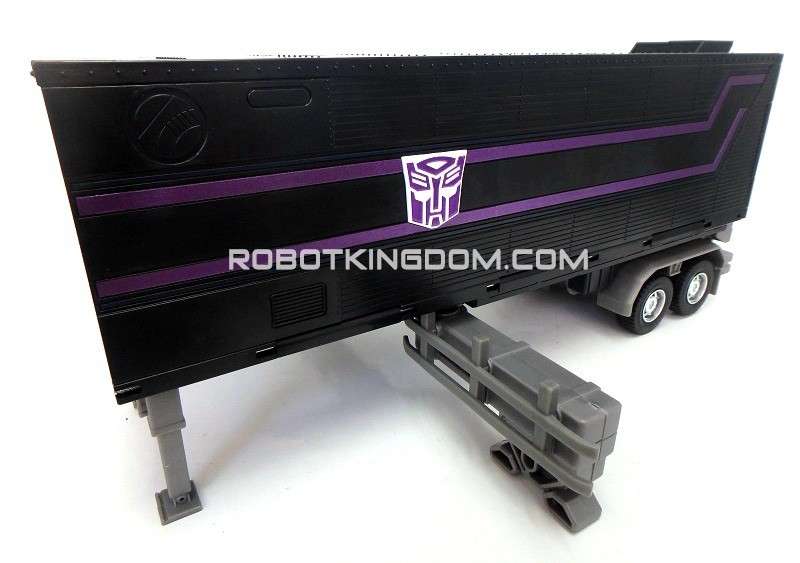 Transformers News: New Masterpiece Shattered Glass Optimus Prime Images