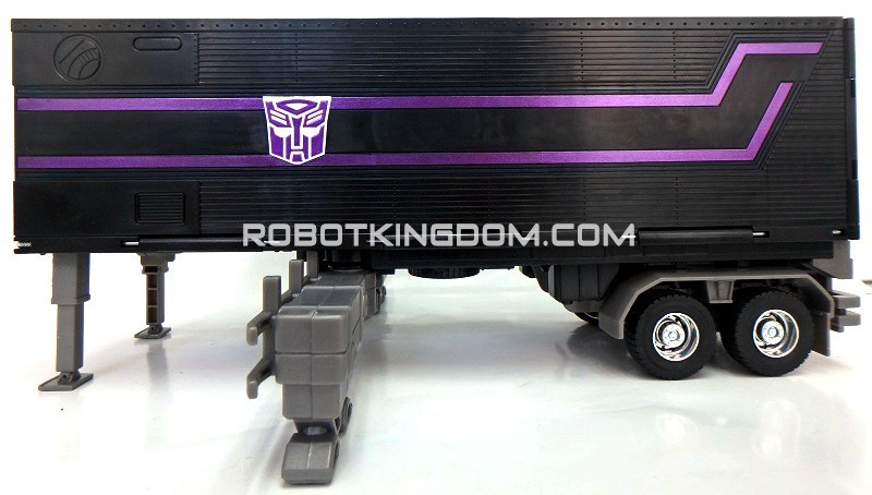 Transformers News: New Masterpiece Shattered Glass Optimus Prime Images