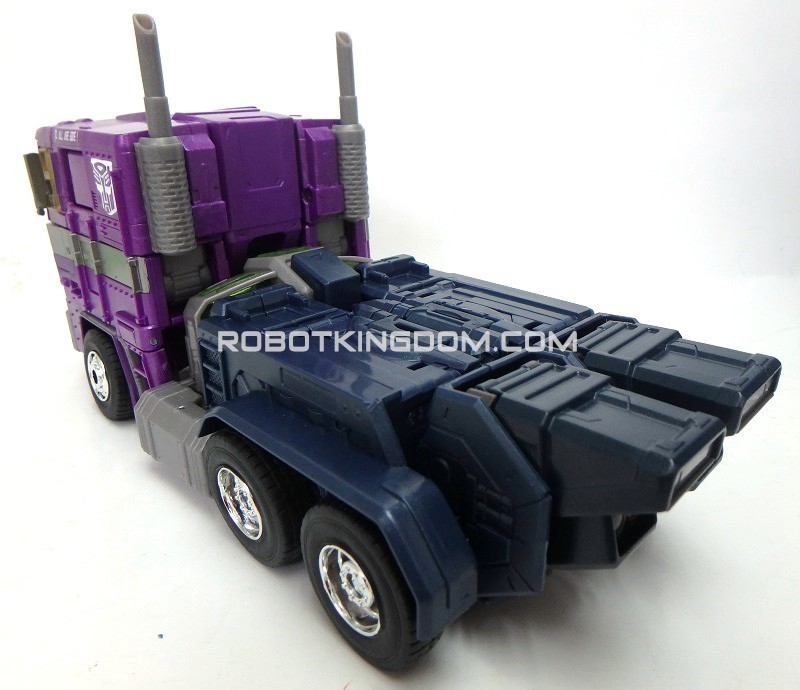 Transformers News: New Masterpiece Shattered Glass Optimus Prime Images