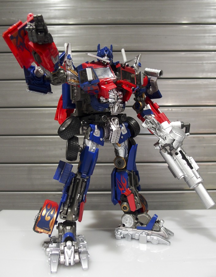 Transformers News: Japanese Pictorial Review of Takara 10th Anniversary Movie MB11 Optimus Prime