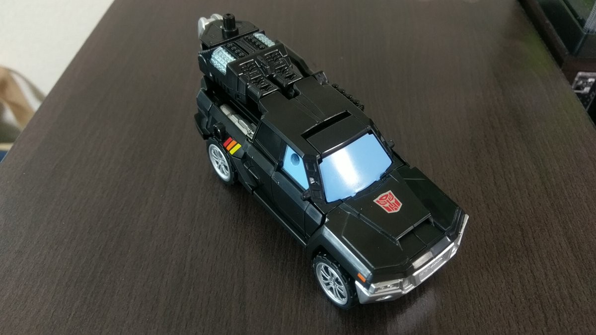 Transformers News: More In Hand and Comparison Images of Takara Unite Warriors UW-EX Lynx Master Transformers News: More In Hand and Comparison Images of Takara Unite Warriors UW-EX Lynx Master