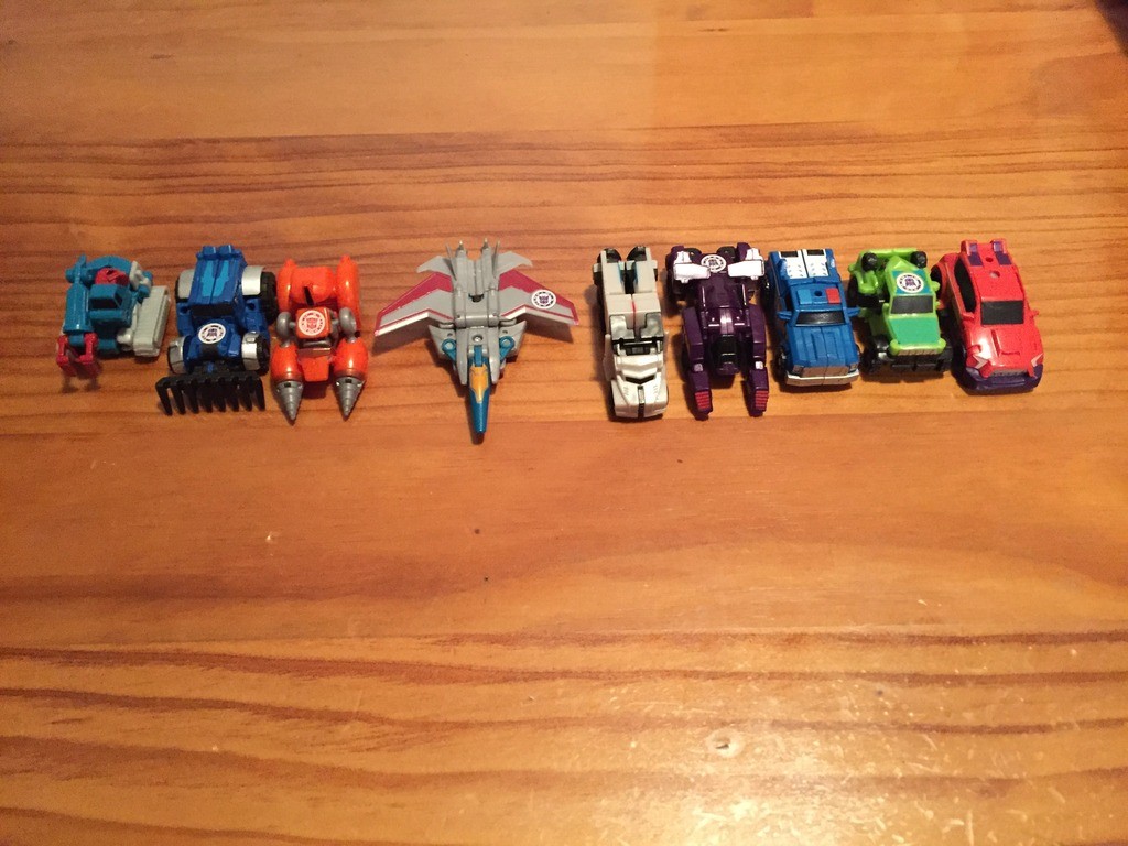 Transformers News: Pictorial Reviews of New Legion Starscream and Springload from Robots in Disguise