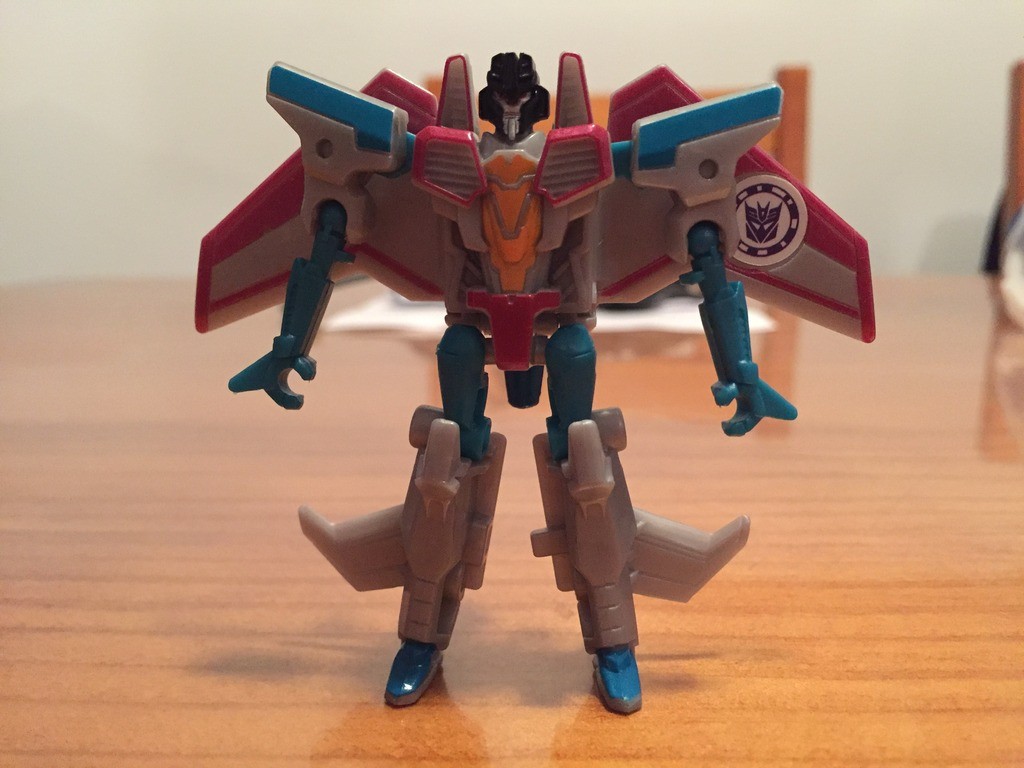Transformers News: Pictorial Reviews of New Legion Starscream and Springload from Robots in Disguise