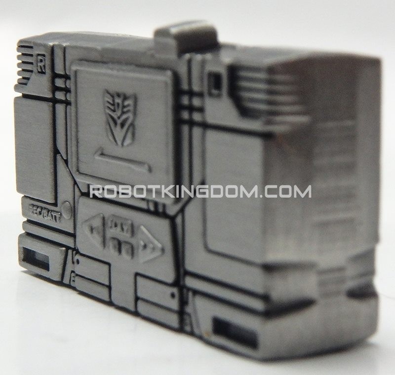Transformers News: Images of Die Cast Bonus Figure for Hasbro Rerelease of Masterpiece Soundwave Transformers News: Images of Die Cast Bonus Figure for Hasbro Rerelease of Masterpiece Soundwave