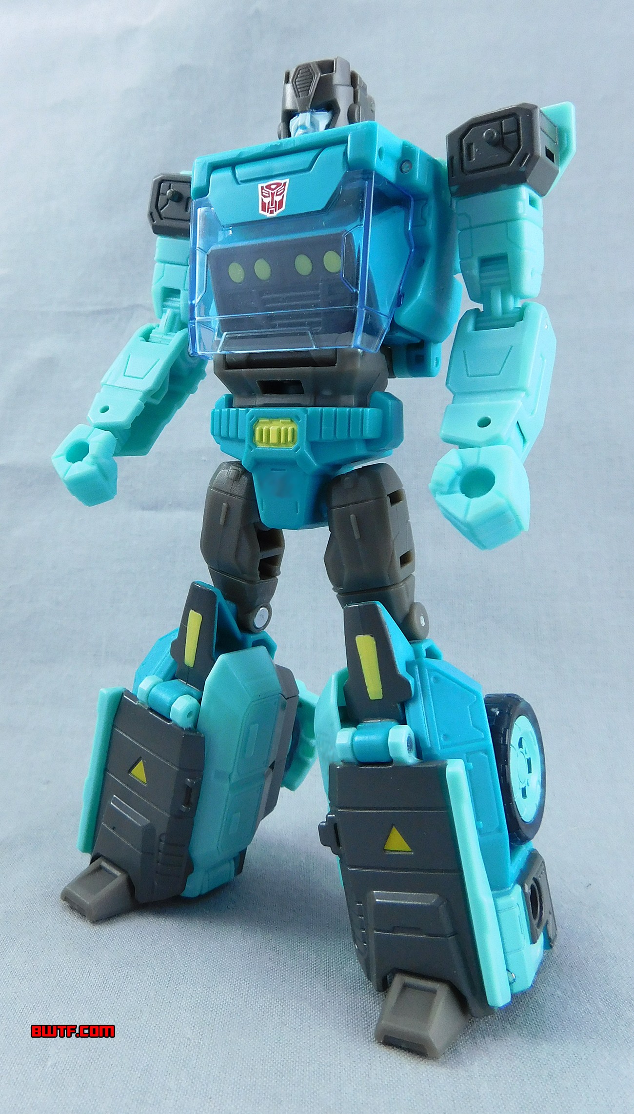 Transformers News: In-Hand Images of Transformers Titans Return Kup with Flintlock