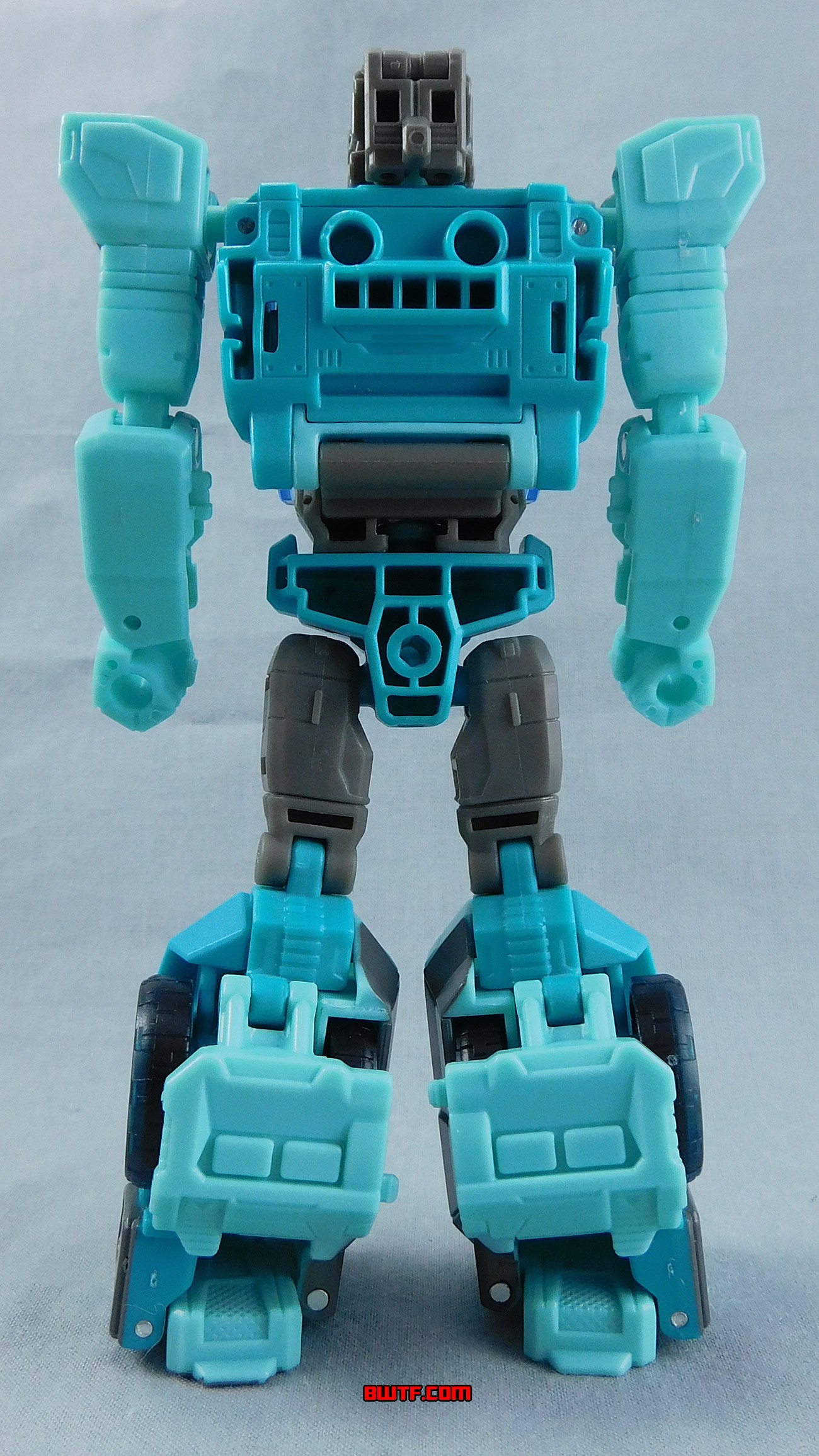 Transformers News: In-Hand Images of Transformers Titans Return Kup with Flintlock