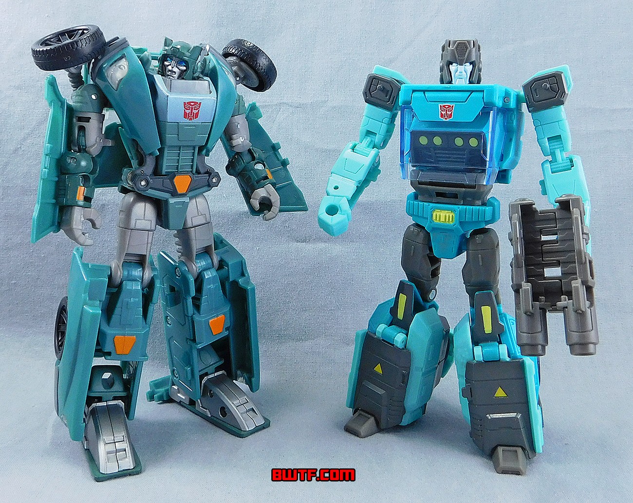 Transformers News: In-Hand Images of Transformers Titans Return Kup with Flintlock