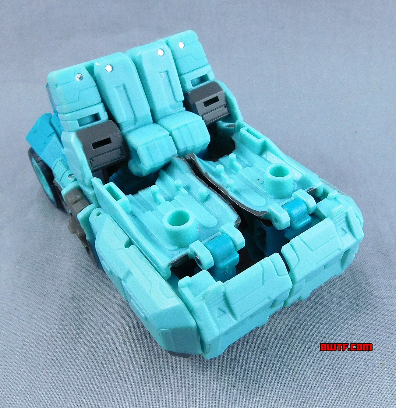 Transformers News: In-Hand Images of Transformers Titans Return Kup with Flintlock