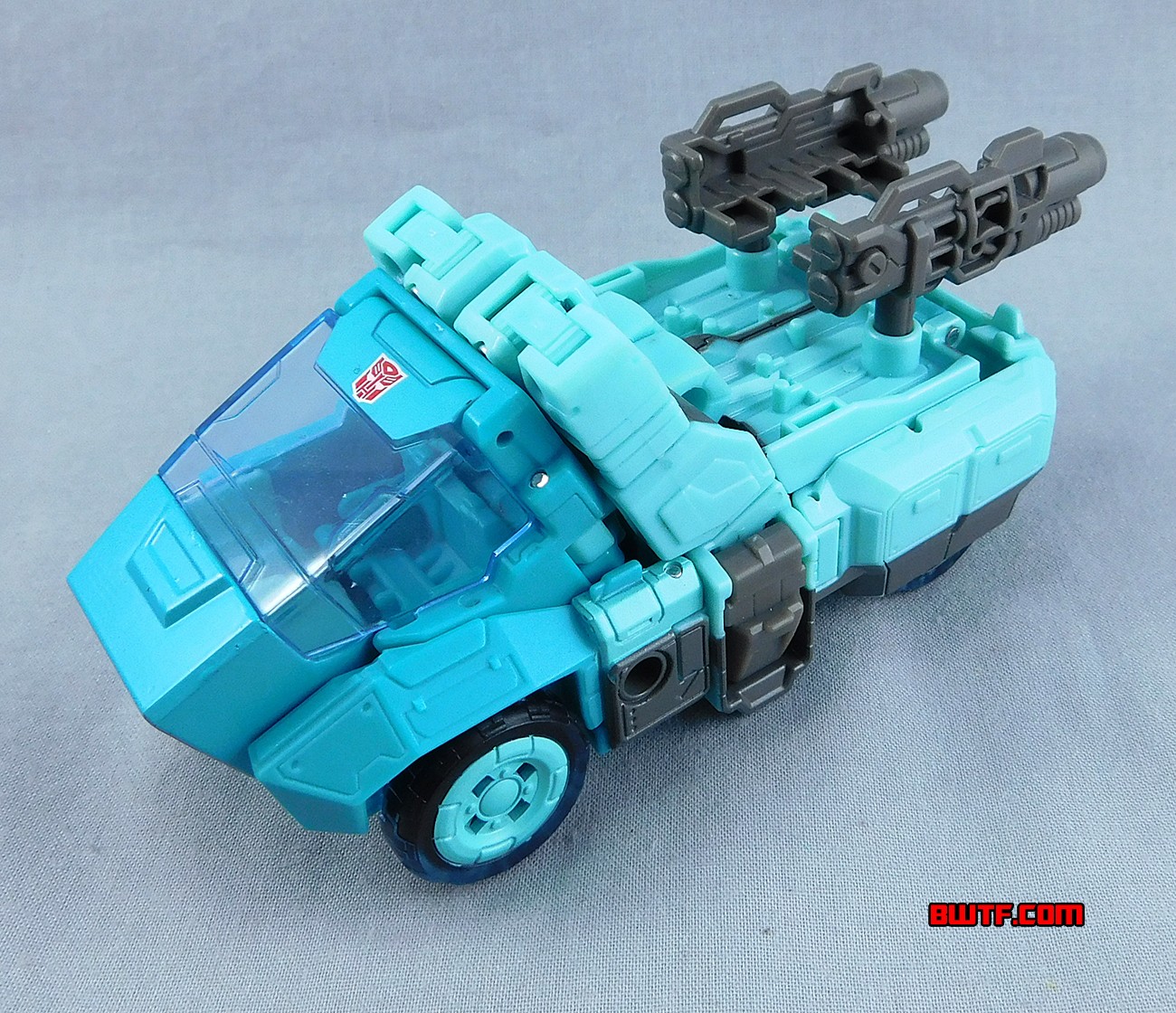 Transformers News: In-Hand Images of Transformers Titans Return Kup with Flintlock