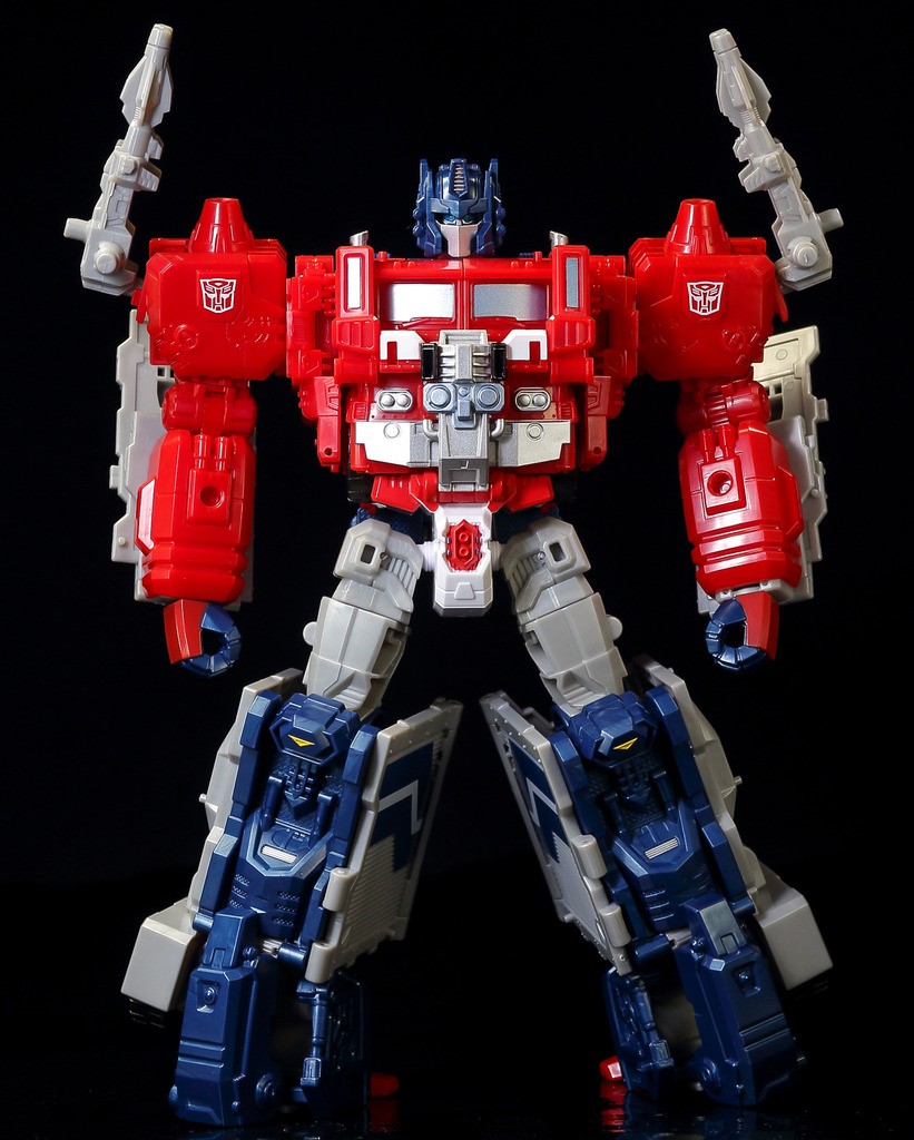 Transformers News: In-Hand Images of Takara Tomy Transformers Legends LG-35 Super Ginrai