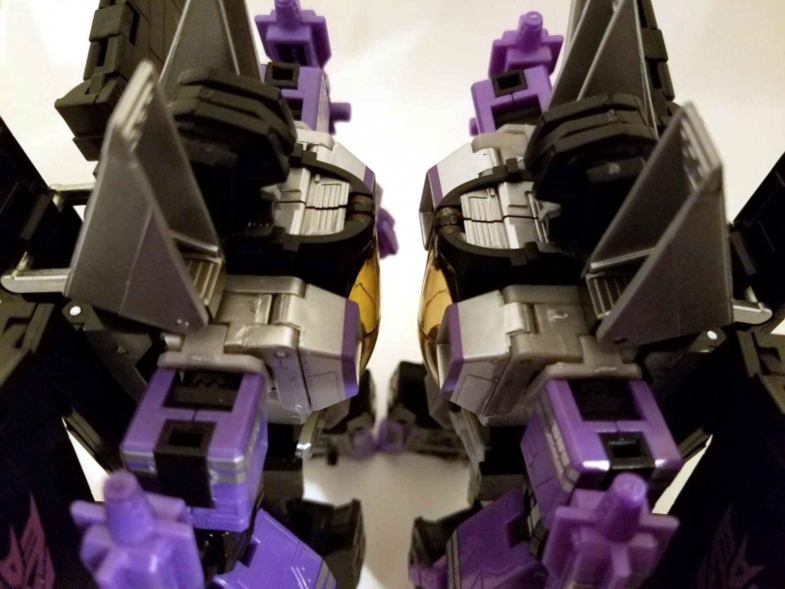 Transformers News: Differences Between Takara and Hasbro MP11 SW Masterpiece Skywarp